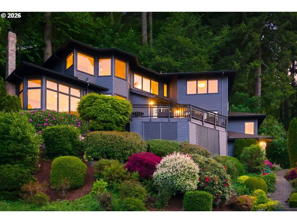 1520 EASTVIEW CT, Lake Oswego, OR 97034