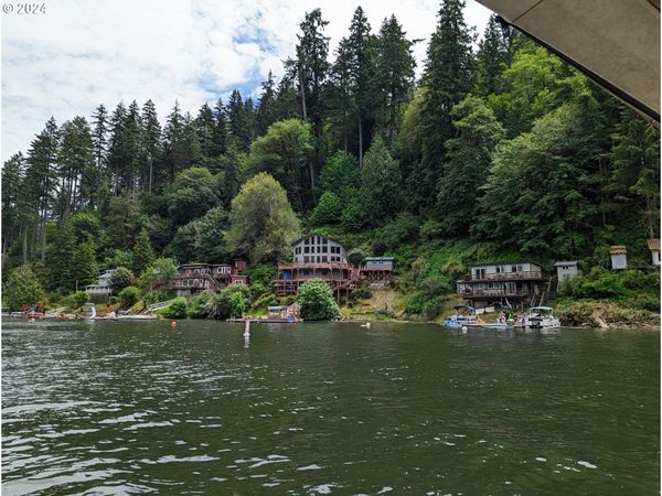 2355 LOON LAKE RD, Reedsport, OR 97467