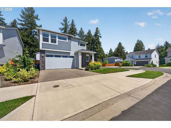 1534 NE 12TH PL, Canby, OR 97013