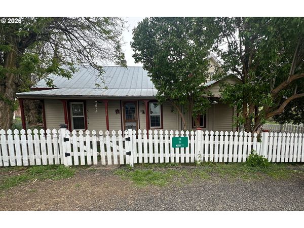 118 SE MOODY AVE, Condon, OR 97823