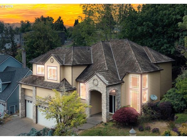 3821 FAIRHAVEN DR, West Linn, OR 97068