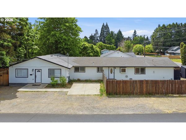 196 MANBRIN N DR, Keizer, OR 97303