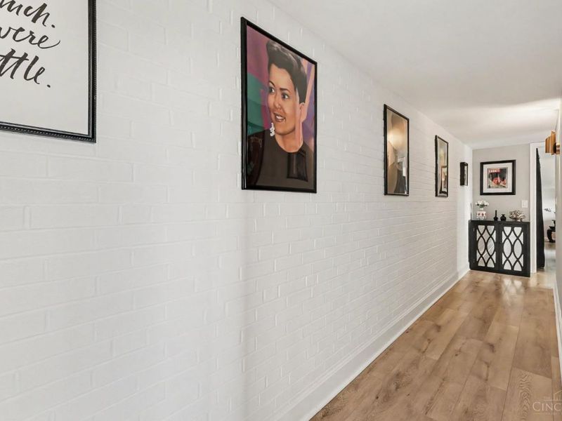 880 Rue De La Paix, Unit T24, Cincinnati, OH 45220 Photo 6