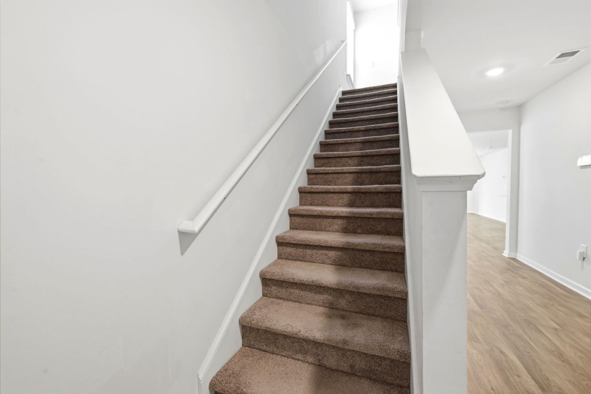 6619 Colonial Dr. Photo 14