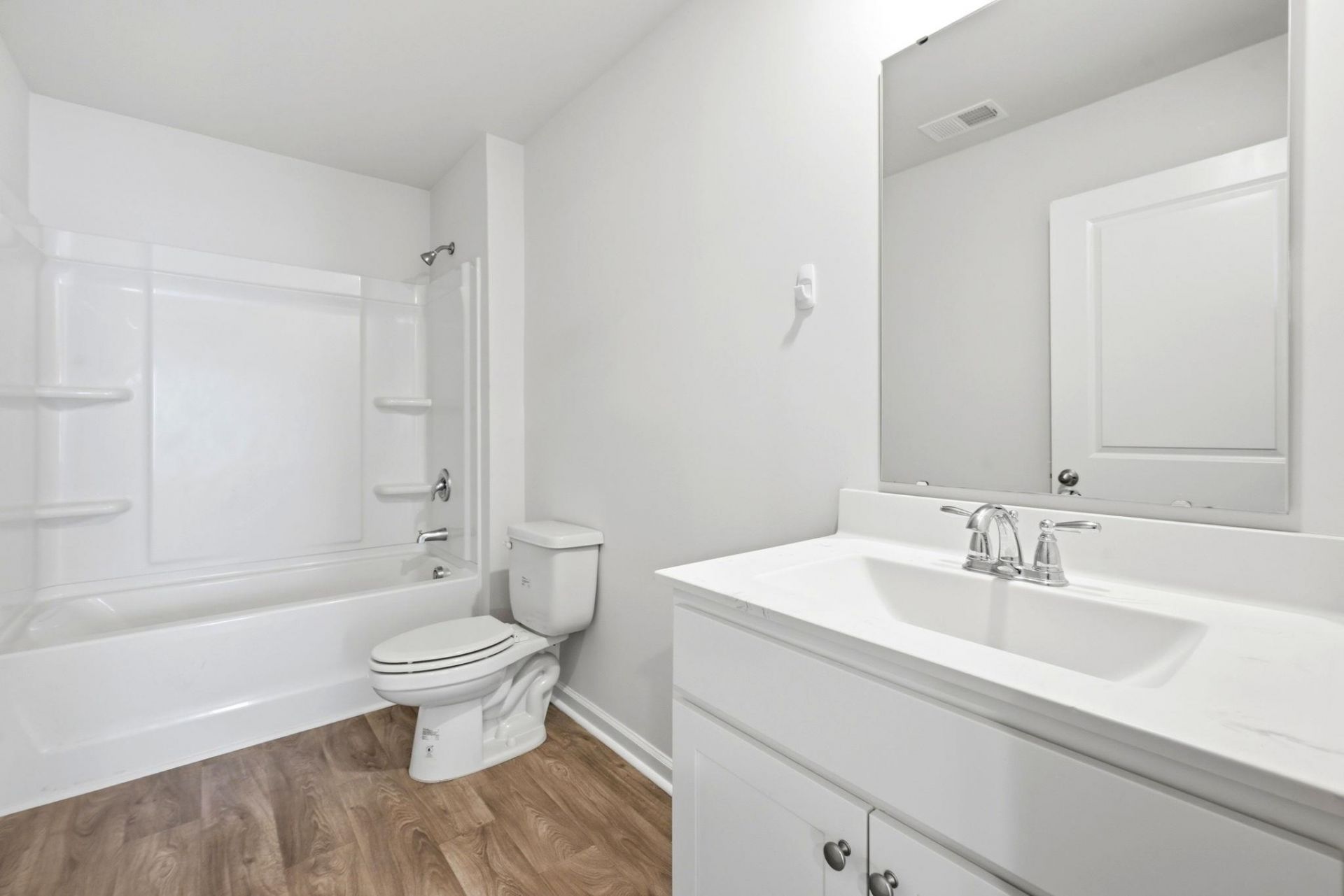 6619 Colonial Dr. Photo 23