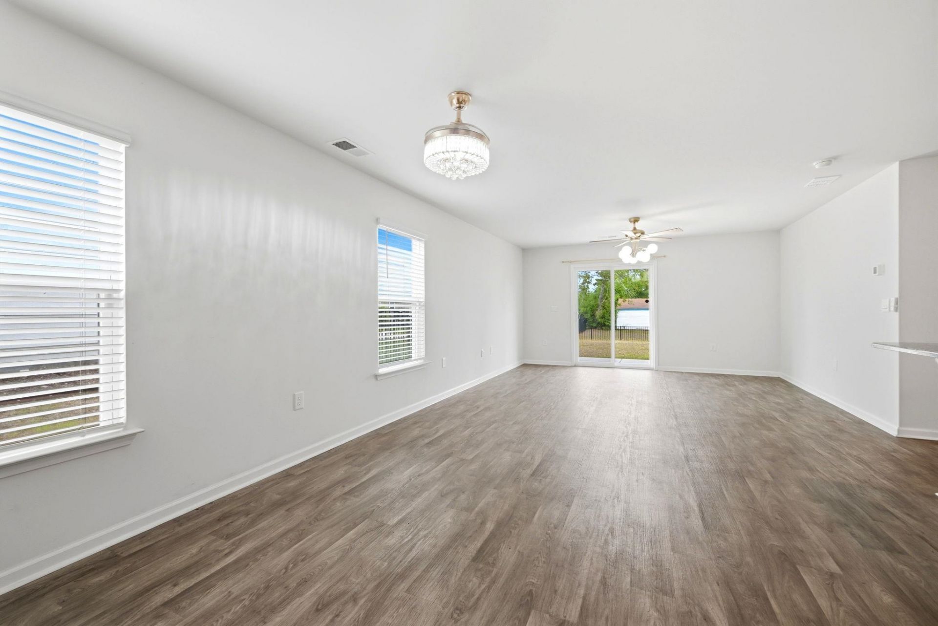 6619 Colonial Dr. Photo 5