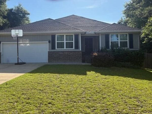 3483 Sparco Drive, Crestview, FL 32539