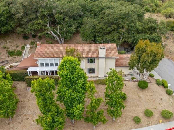 2321 Via Saldivar, Glendale, CA 91208