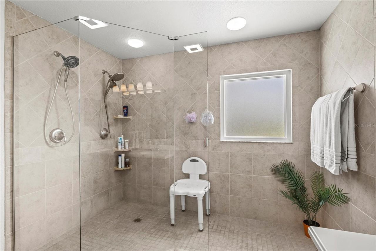 353 Beacon Harbour Loop , Bradenton, FL 34212 Photo