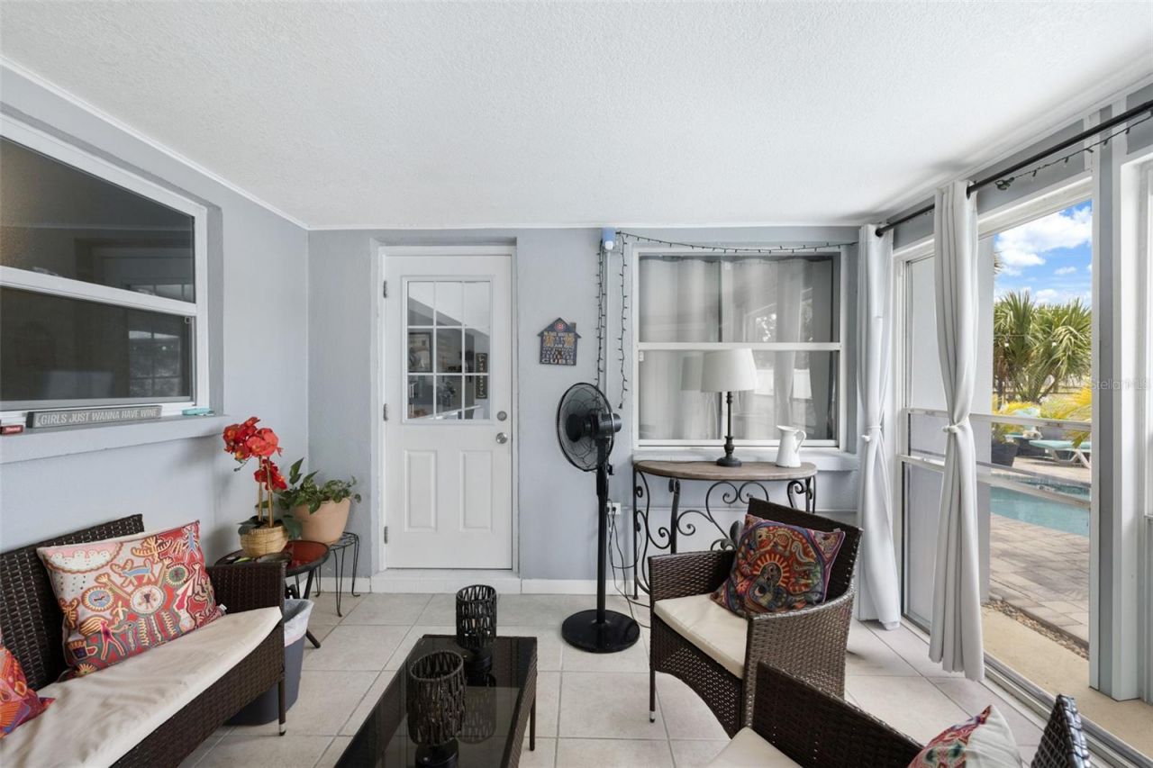 1930 74th Avenue N, Saint Petersburg, FL 33702 Photo