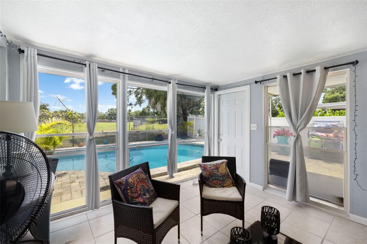 1930 74th Avenue N, Saint Petersburg, FL 33702 Photo