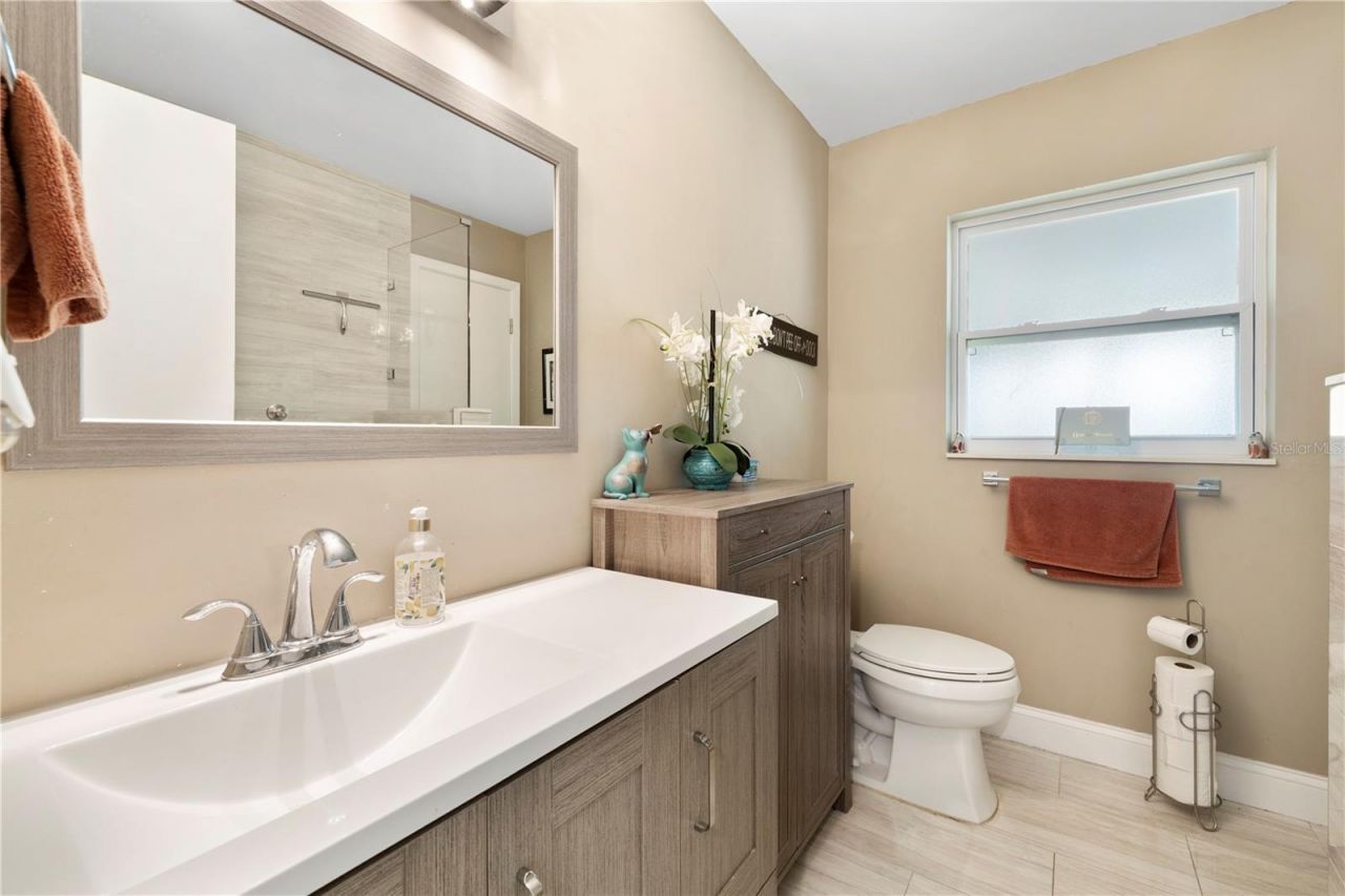 1930 74th Avenue N, Saint Petersburg, FL 33702 Photo