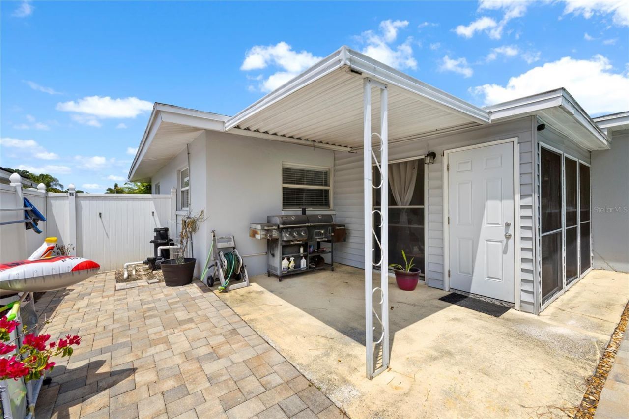 1930 74th Avenue N, Saint Petersburg, FL 33702 Photo