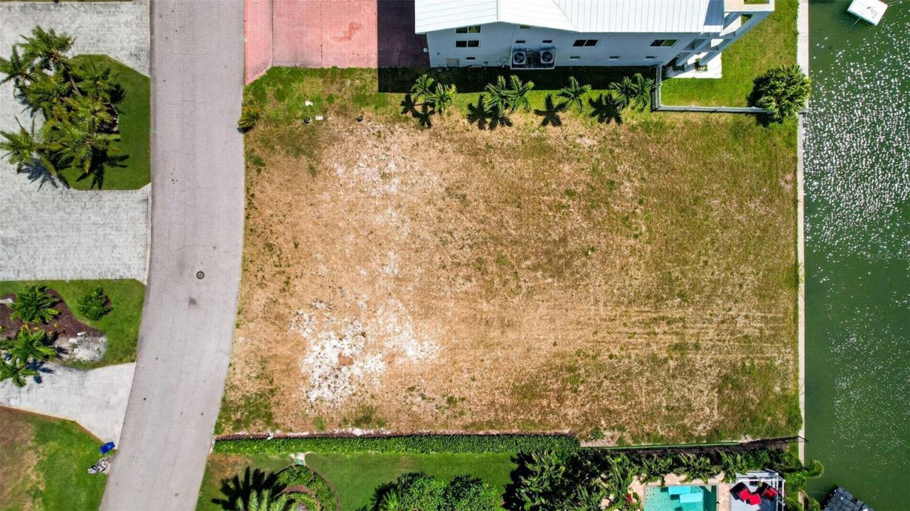 1 1st Avenue S, Tierra Verde, FL 33715 Photo