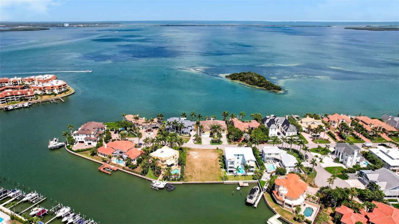 1 1st Avenue S, Tierra Verde, FL 33715 Photo