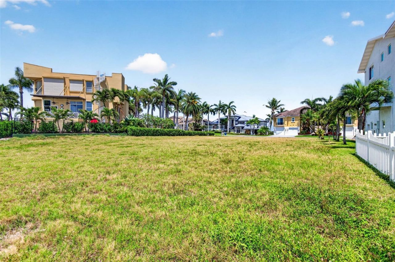 1 1st Avenue S, Tierra Verde, FL 33715 Photo