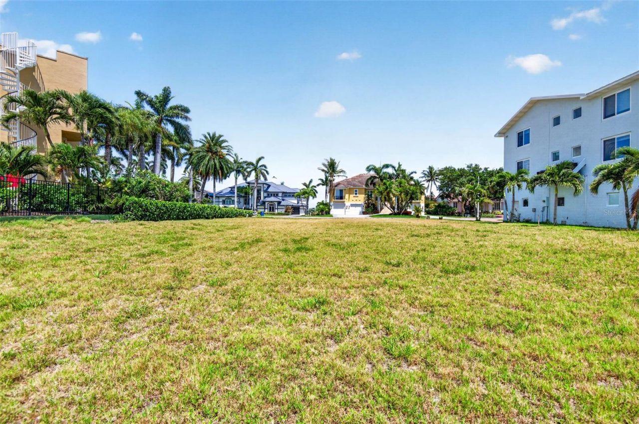 1 1st Avenue S, Tierra Verde, FL 33715 Photo