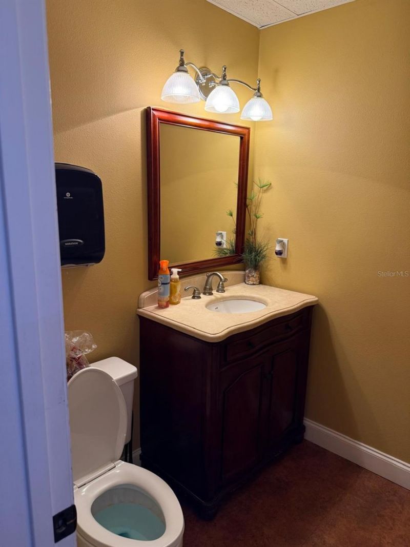 13506 N Rome Avenue , Tampa, FL 33613 Photo
