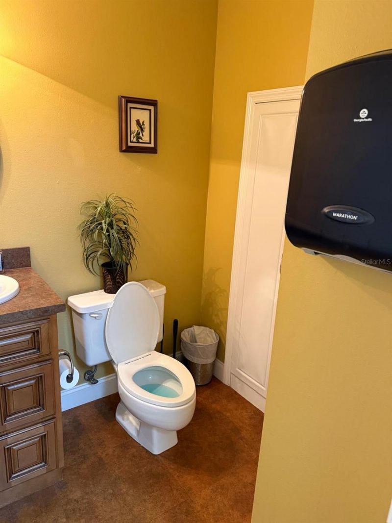13506 N Rome Avenue , Tampa, FL 33613 Photo