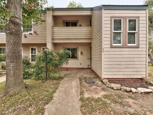 31 Marina CIR, Wimberley, TX 78676