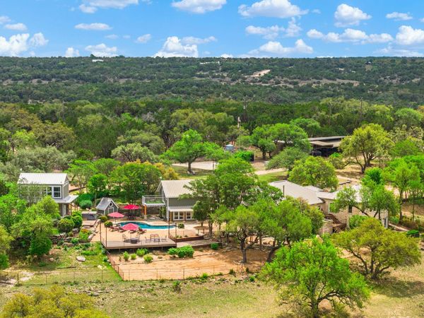 100 Rainbow's End, Wimberley, TX 78676