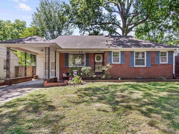 4951 FLAMINGO RD, Memphis, TN 38117