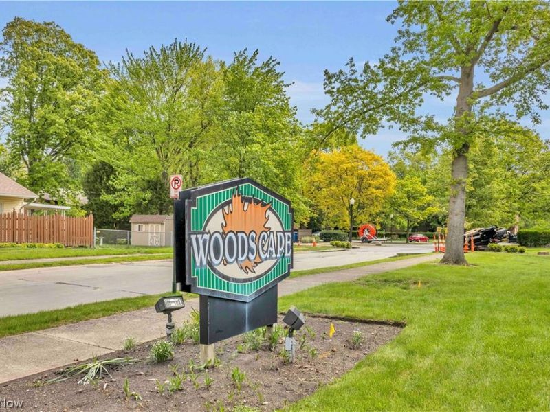 22954 Maple Ridge Road , Unit 202B, North Olmsted, OH 44070 Photo 6