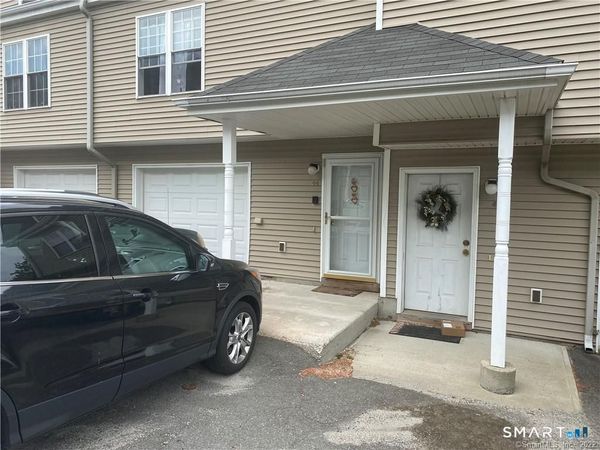 174 Stonefield, Unit 44, Waterbury, CT 06705
