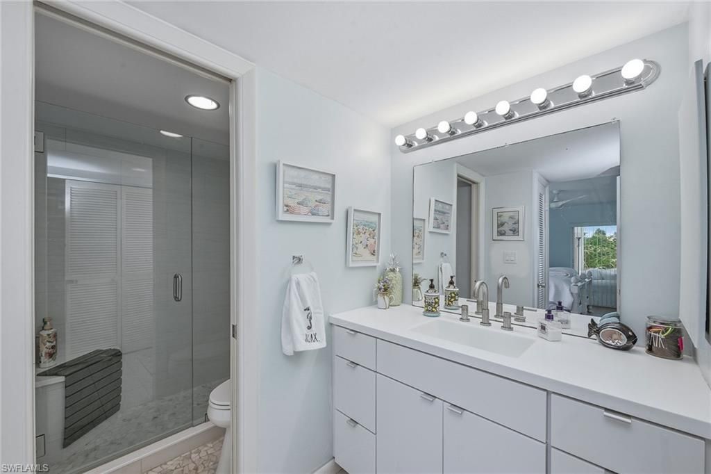 3410 Gulf Shore Blvd N, Unit 203, Naples, FL 34103 Photo