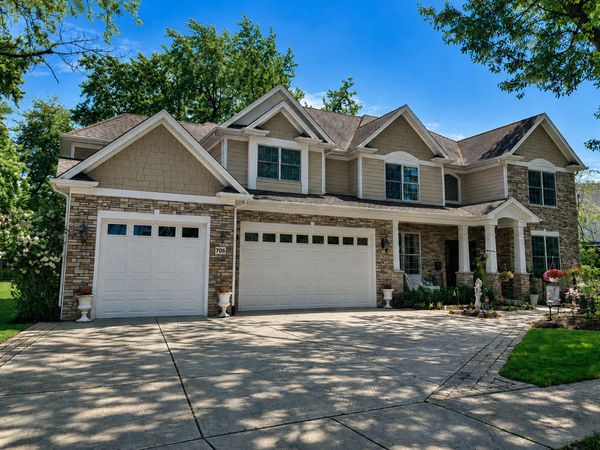 706 Wehrli Drive , Naperville, IL 60540