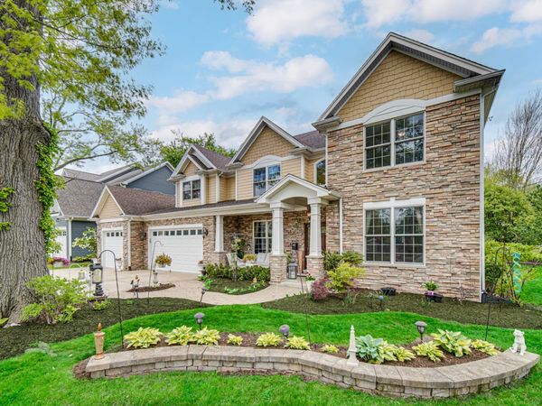 706 Wehrli Drive , Naperville, IL 60540