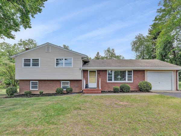 7008 Goff RD , Roanoke, VA 24019