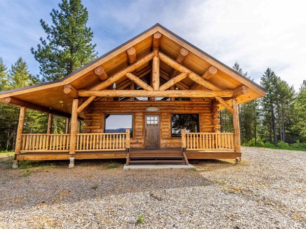 325 Castle Rock Dr, Newport, WA 99156
