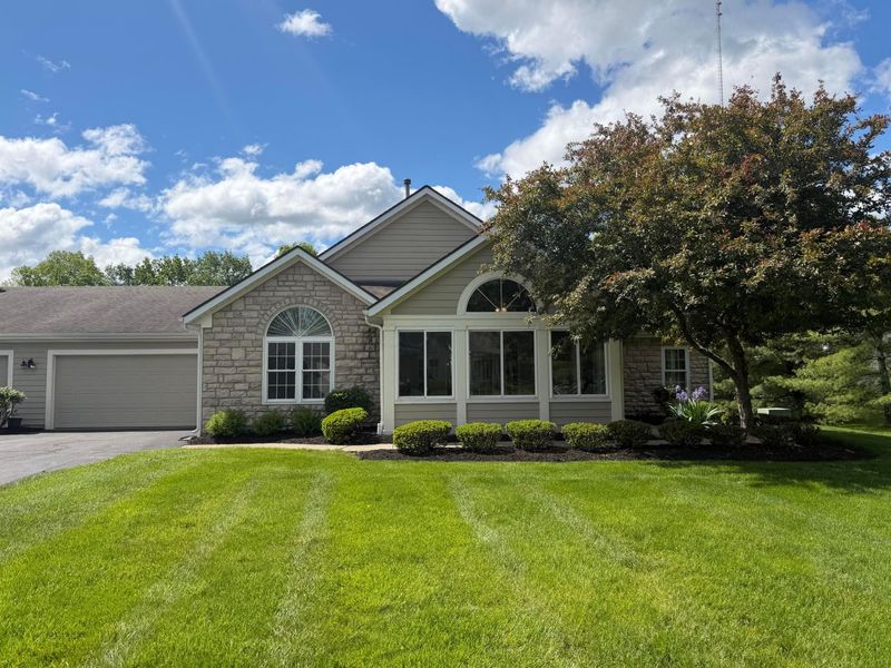 6382 Mission Hills Place, Westerville, OH 43082 Photo 1
