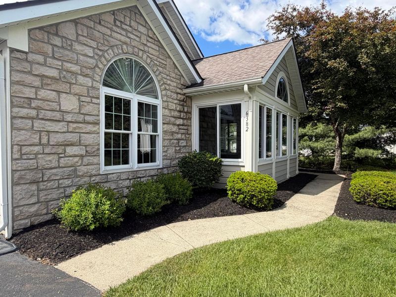 6382 Mission Hills Place, Westerville, OH 43082 Photo 3