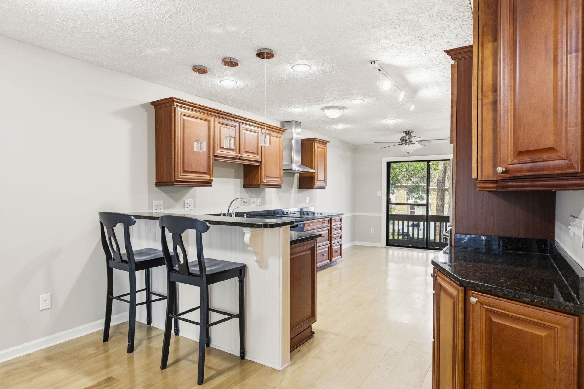 404 72nd Ave. N  Photo 13