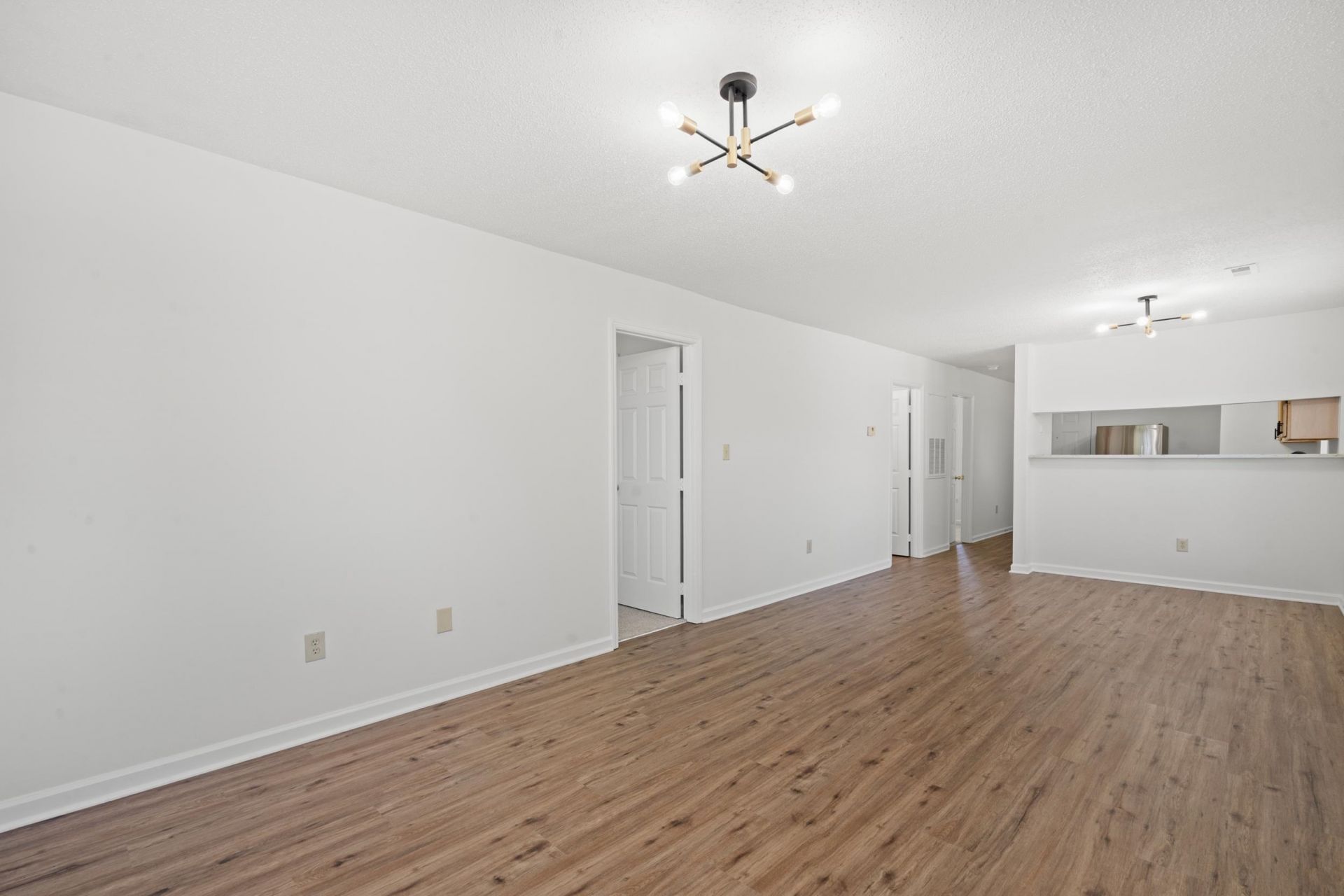 4251 Villas Dr.  Photo 16