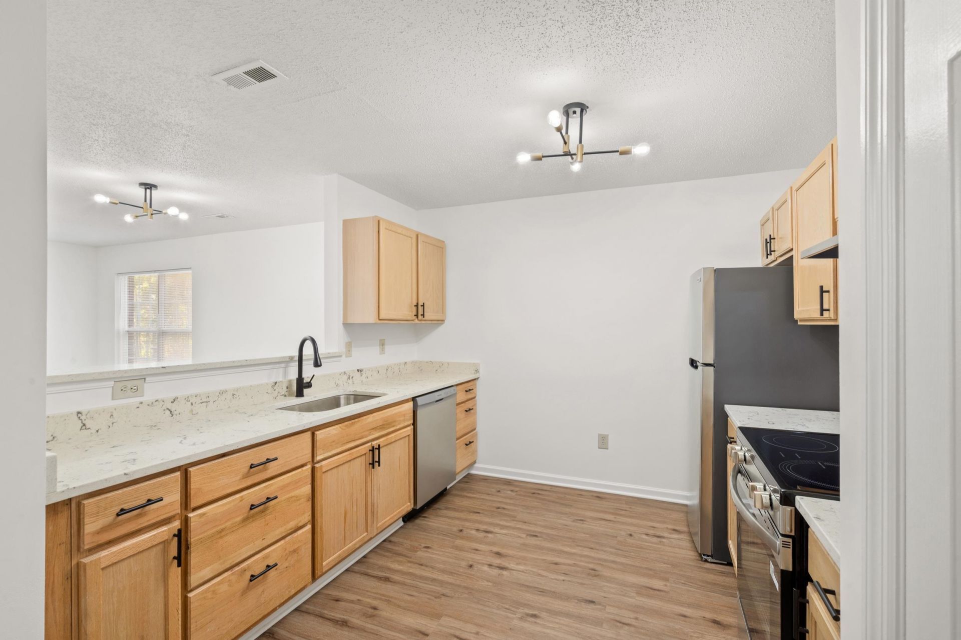 4247 Villas Dr.  Photo 11