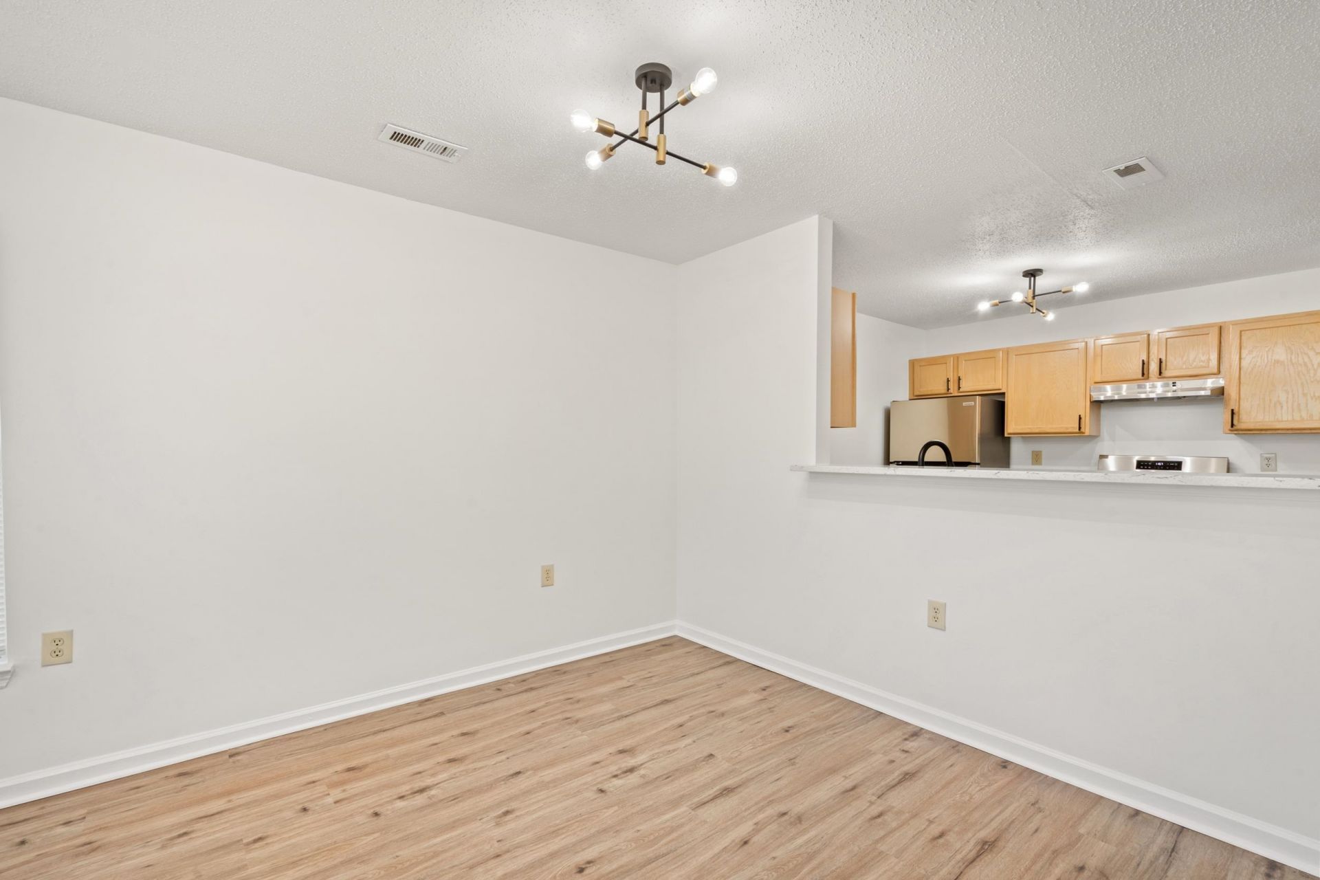 4247 Villas Dr.  Photo 15