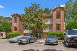 4247 Villas Dr.  photo 4
