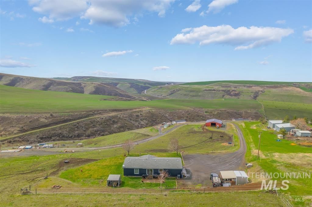 31831 Lonesome Hollow Ln, Lapwai, ID 83540 Main Photo