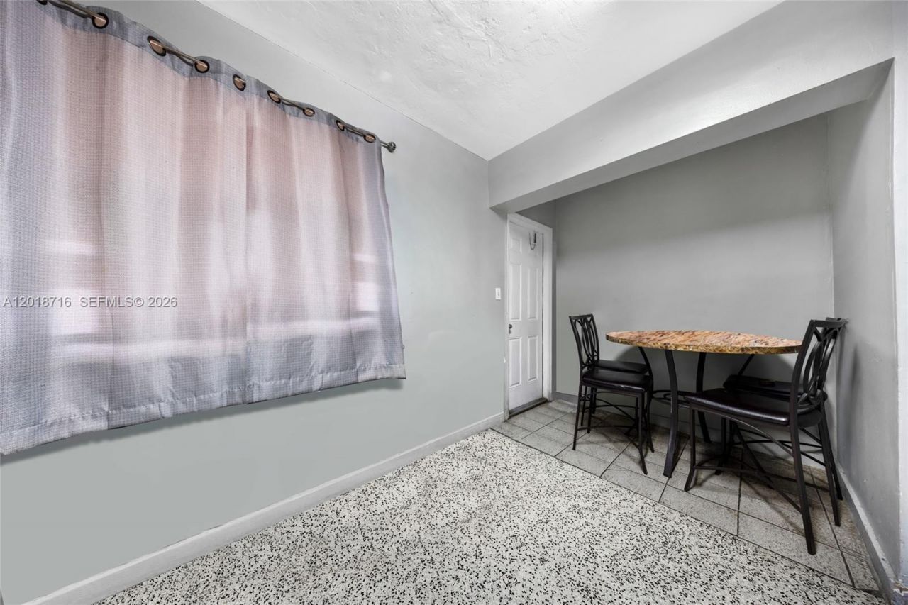 3126 NW 28th St , Miami, FL 33142 Photo
