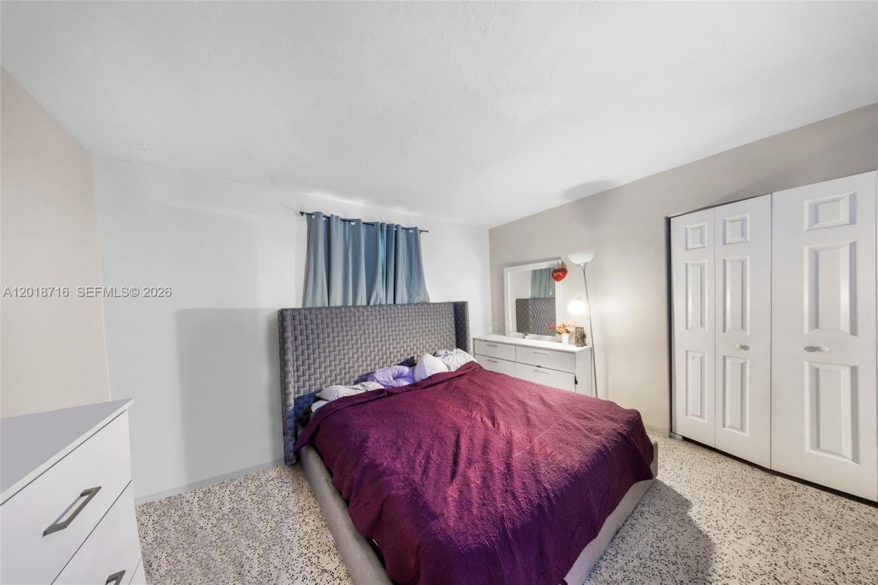 3126 NW 28th St , Miami, FL 33142 Photo