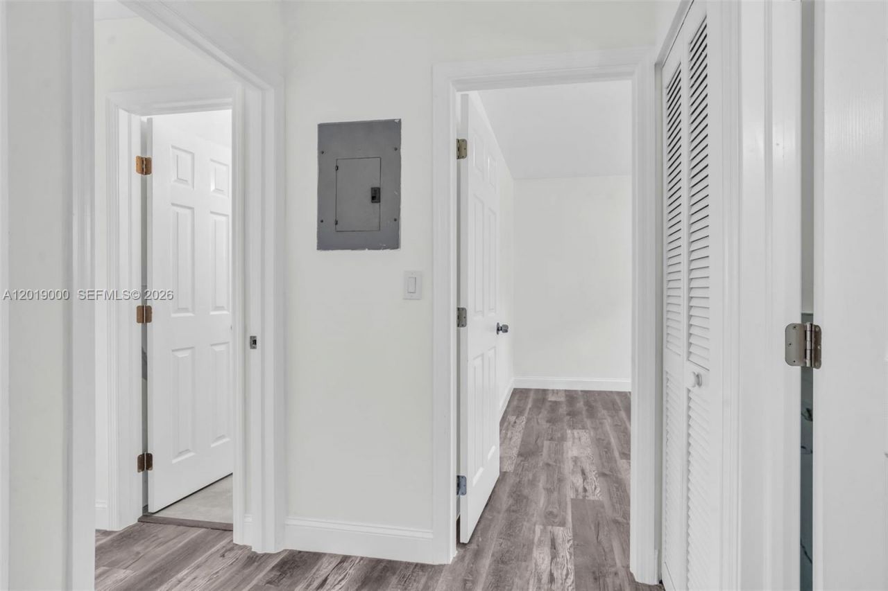 10101 W Okeechobee Rd , Unit 16202, Hialeah Gardens, FL 33016 Photo
