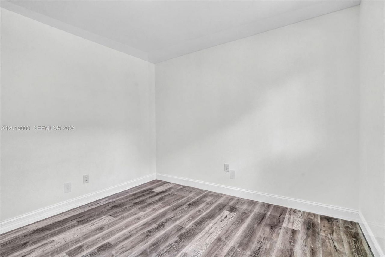 10101 W Okeechobee Rd , Unit 16202, Hialeah Gardens, FL 33016 Photo