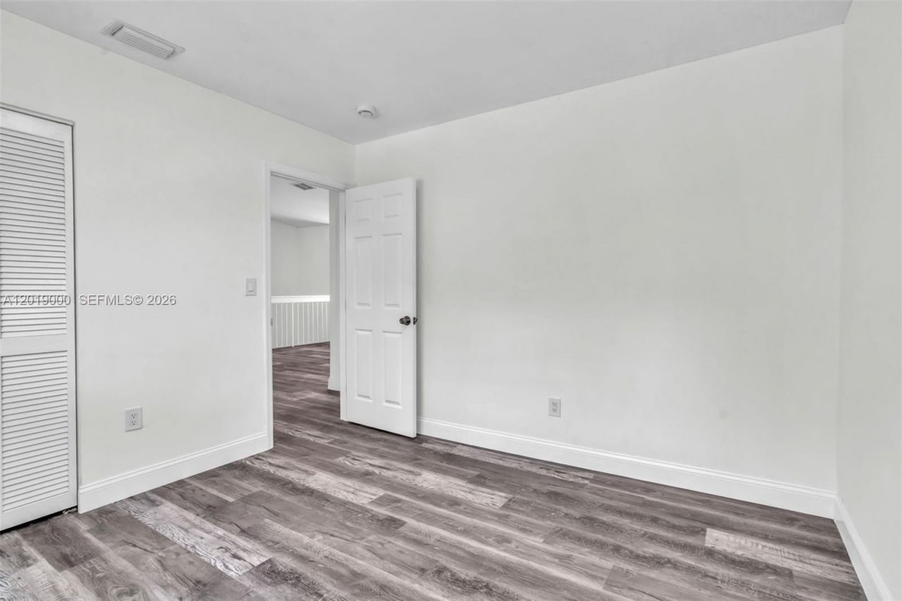 10101 W Okeechobee Rd , Unit 16202, Hialeah Gardens, FL 33016 Photo