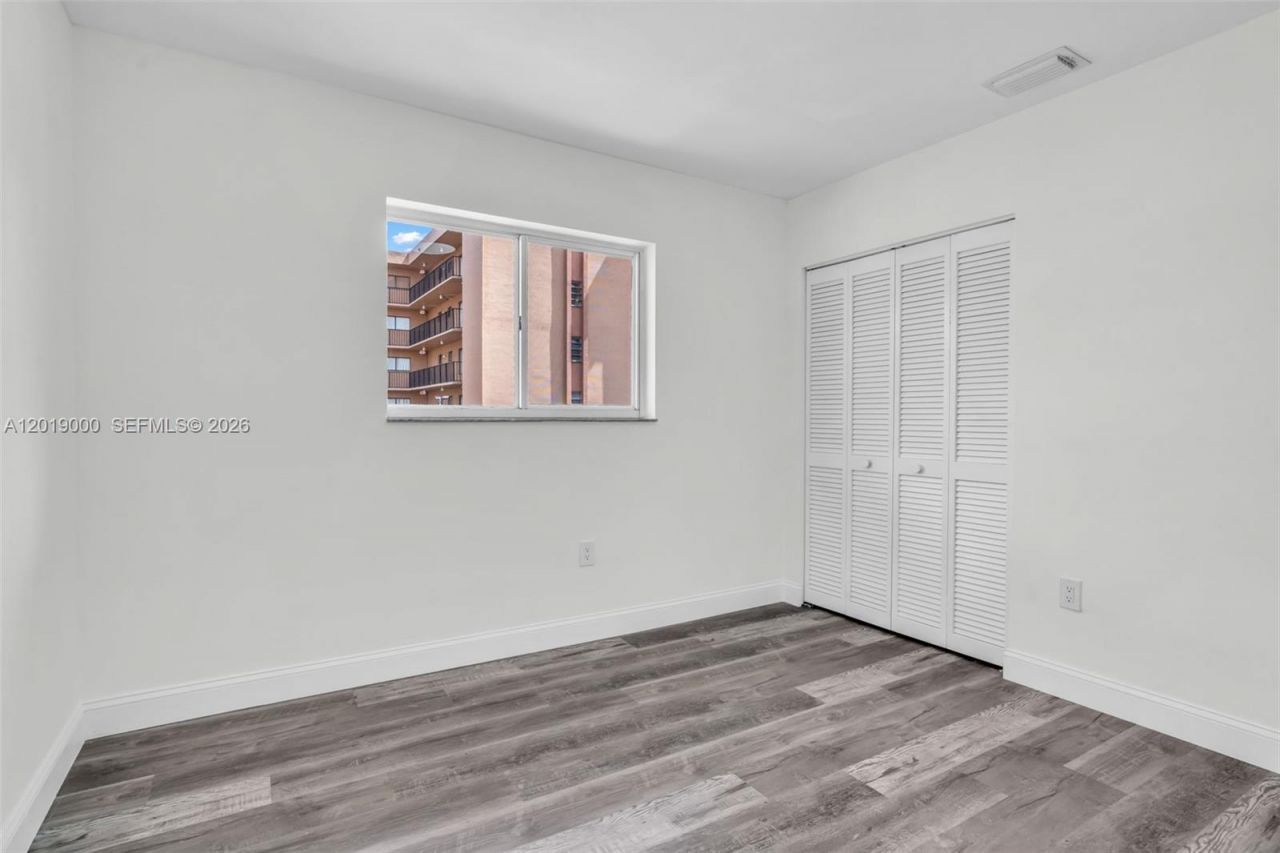 10101 W Okeechobee Rd , Unit 16202, Hialeah Gardens, FL 33016 Photo