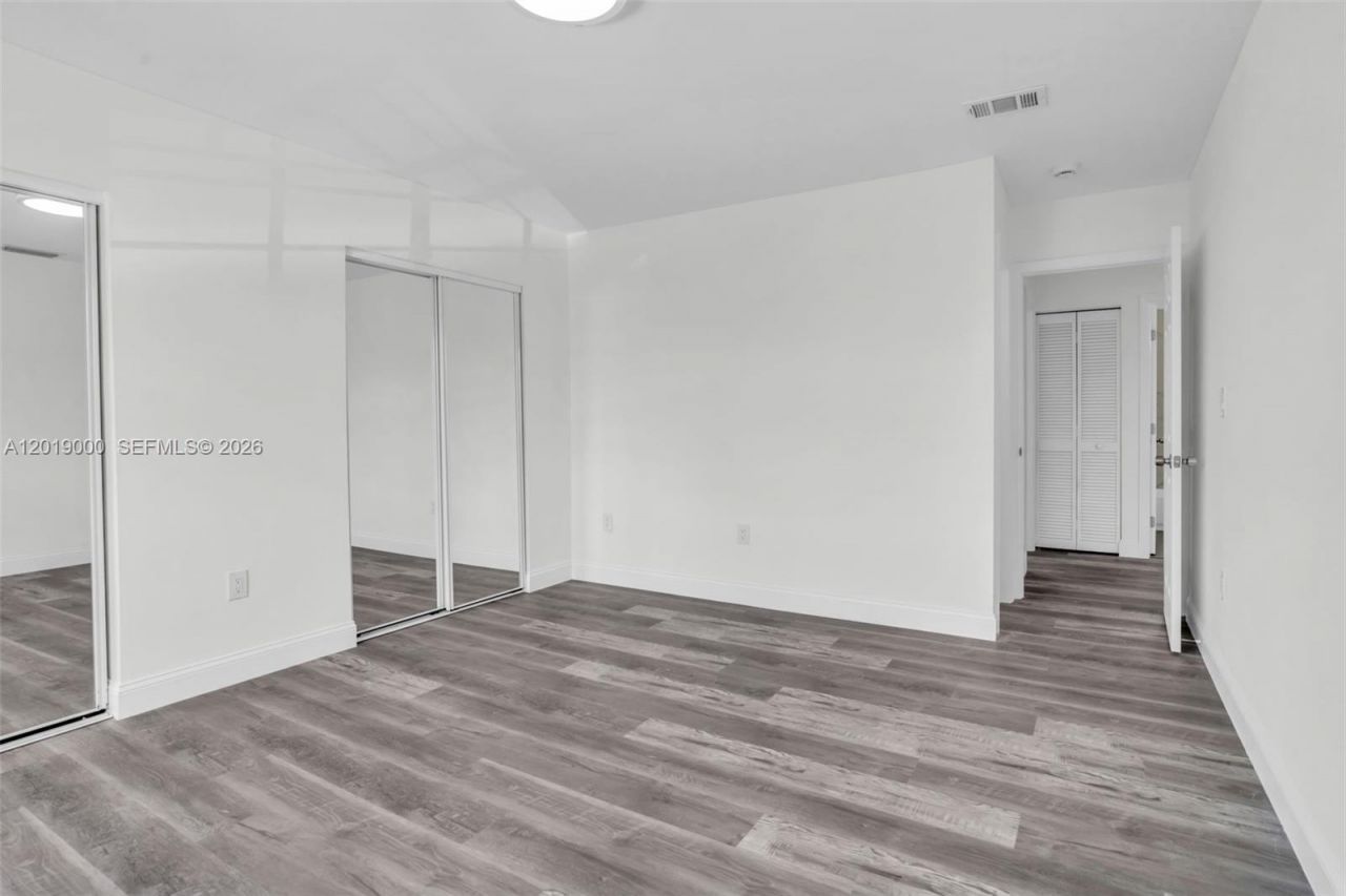 10101 W Okeechobee Rd , Unit 16202, Hialeah Gardens, FL 33016 Photo