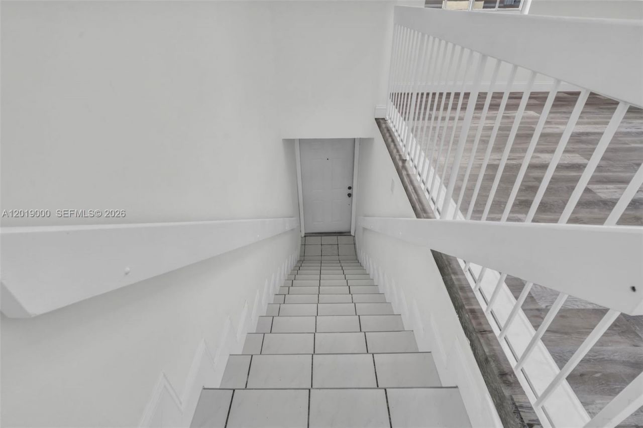 10101 W Okeechobee Rd , Unit 16202, Hialeah Gardens, FL 33016 Photo