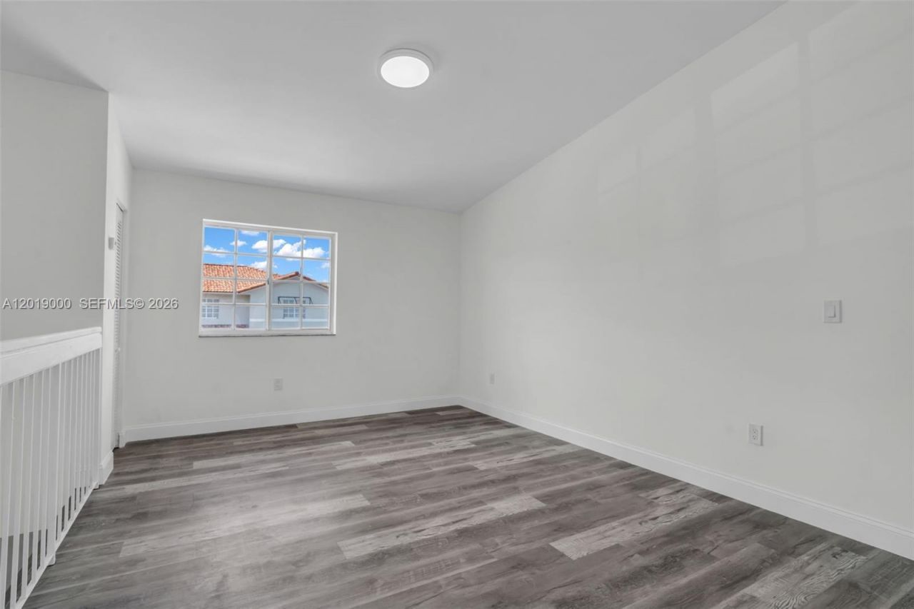 10101 W Okeechobee Rd , Unit 16202, Hialeah Gardens, FL 33016 Photo